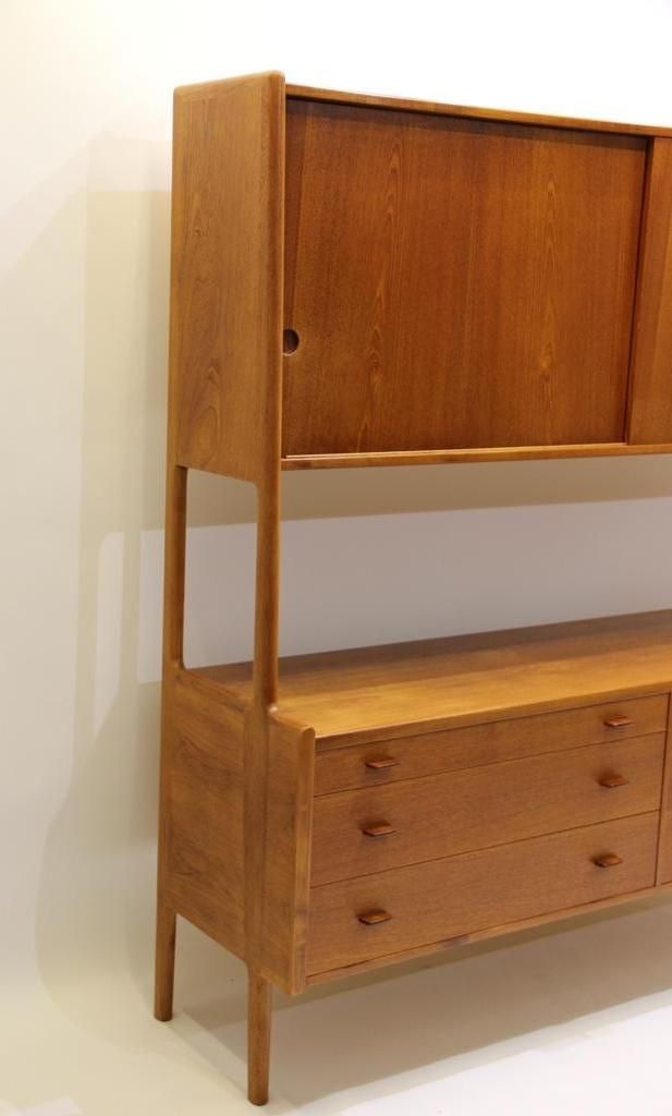 Mueble modelo 20 de teca de Hans J. Wegner para Ry Mobler, 1957 en
