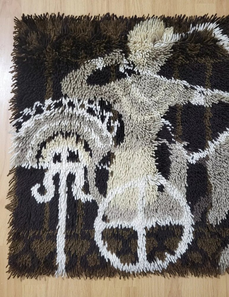 Wall Rug Denmark Danish Wool Wall Rug, Denmark, 1970s for sale at Pamono