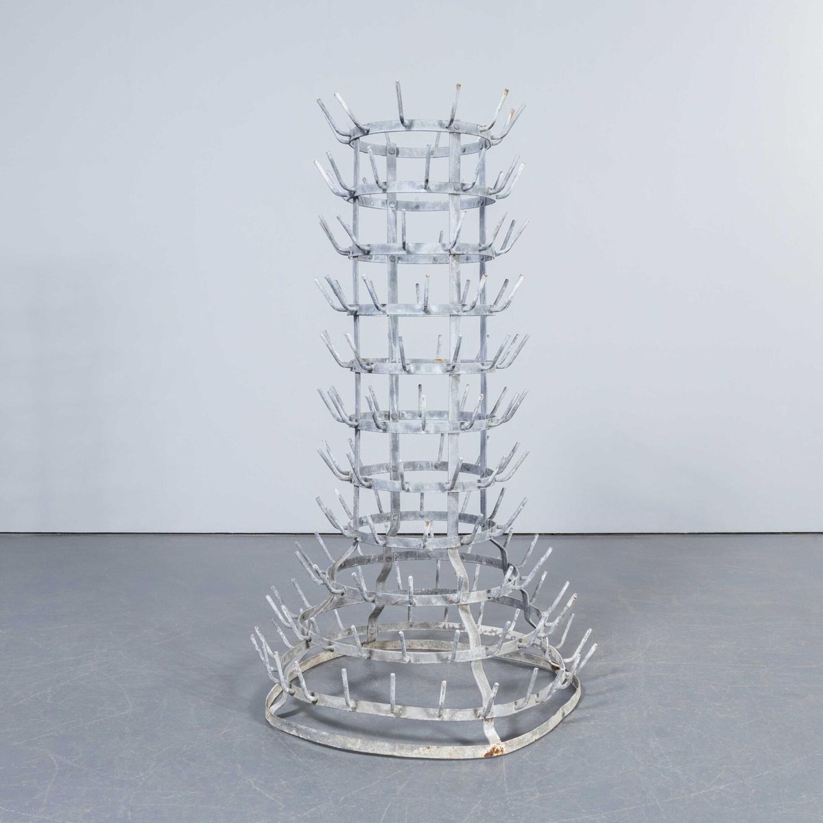 French Bottle Drying Rack Model 3318, 1950s for sale at Pamono