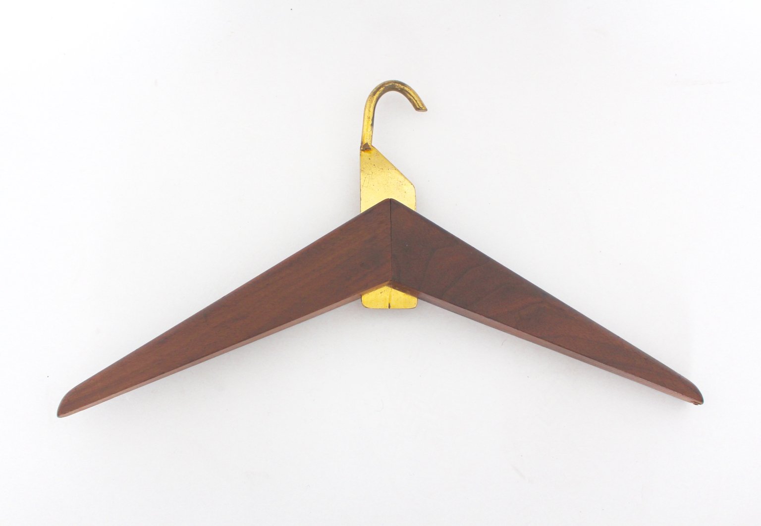 MidCentury Italian Walnut Clothes Hanger for sale at Pamono