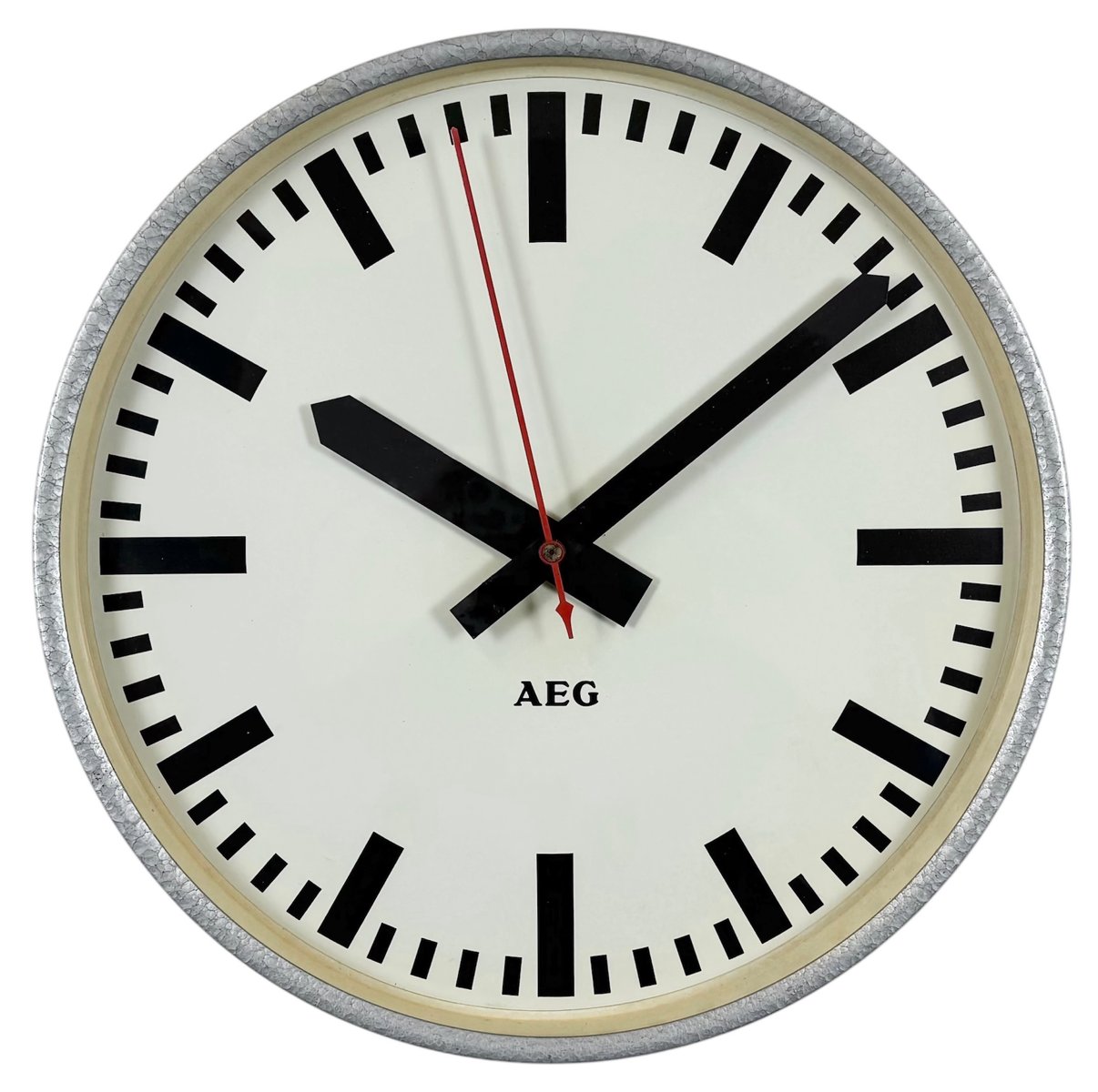 Industrial German Grey Electric Station Wall Clock from Aeg, 1960s for ...