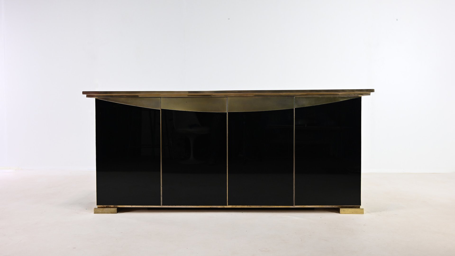 Hollywood Regency Sideboard in Brass and Black Mirror from Maison ...