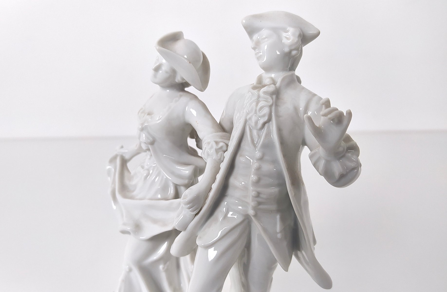 Vintage Rococo Capodimonte Porcelain by Ginori for Richard Ginori ...