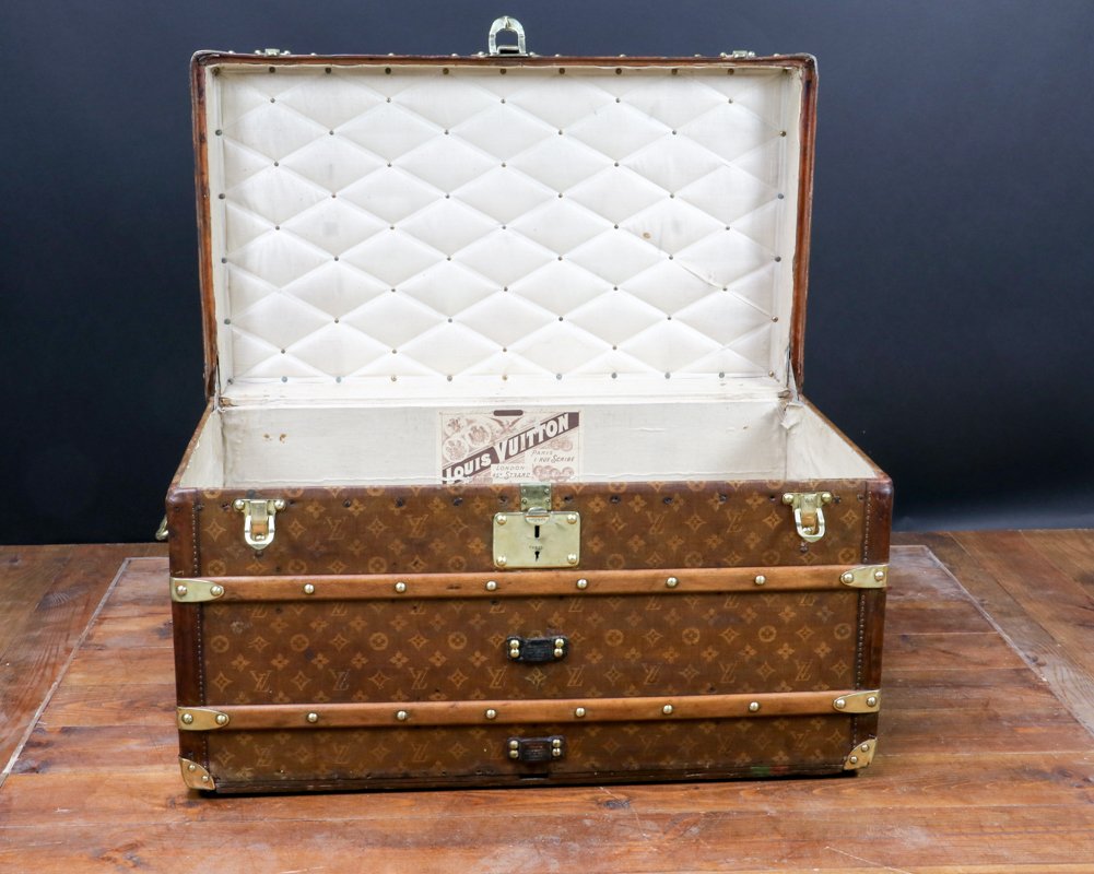 Malle De Voyage Ancienne Louis Vuitton Ahoy Comics