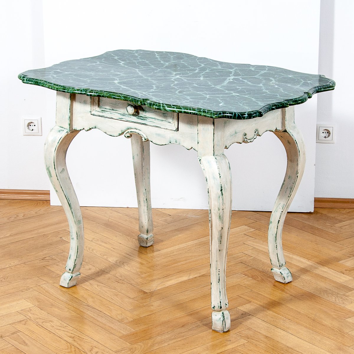 19th Century Louis Xv Style Baroque Side Table For At Pamono 19th Century Louis Xv Style Baroque Side Table 9 2 994 00 Price Per Piece