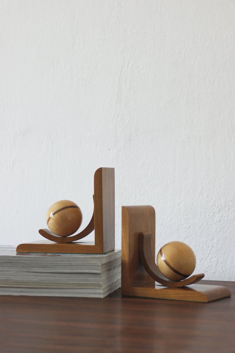 Mid-Century Modern Wooden Bookends, 1940s, Set of 2 for sale at Pamono