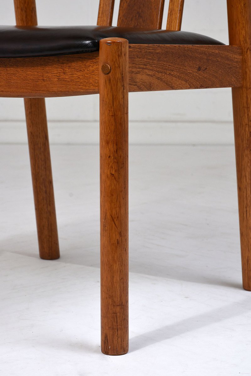 Sillas de comedor danesas Mid-Century, años 40. Juego de 4 en venta en