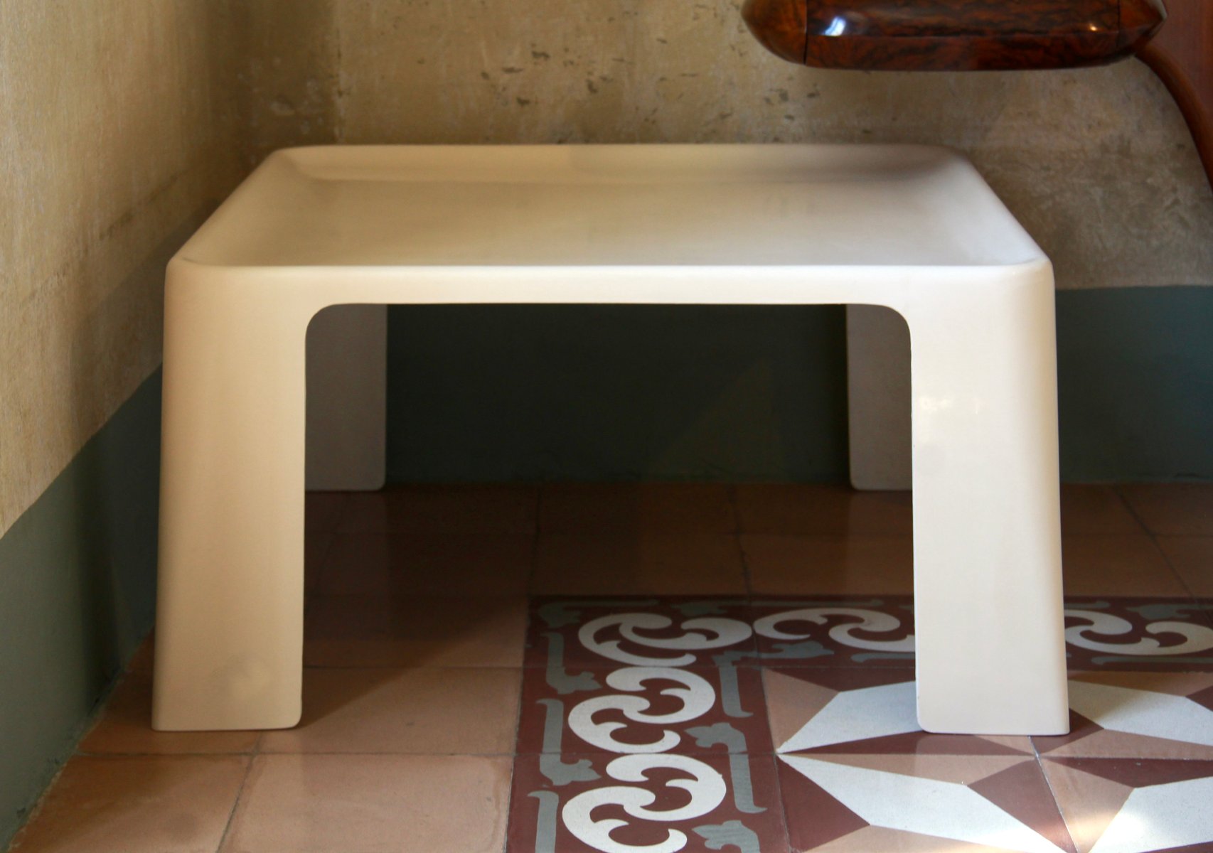 Table Basse Amanta Mario Bellini B&B Italia 1969 – Résine Blanche – Occasion