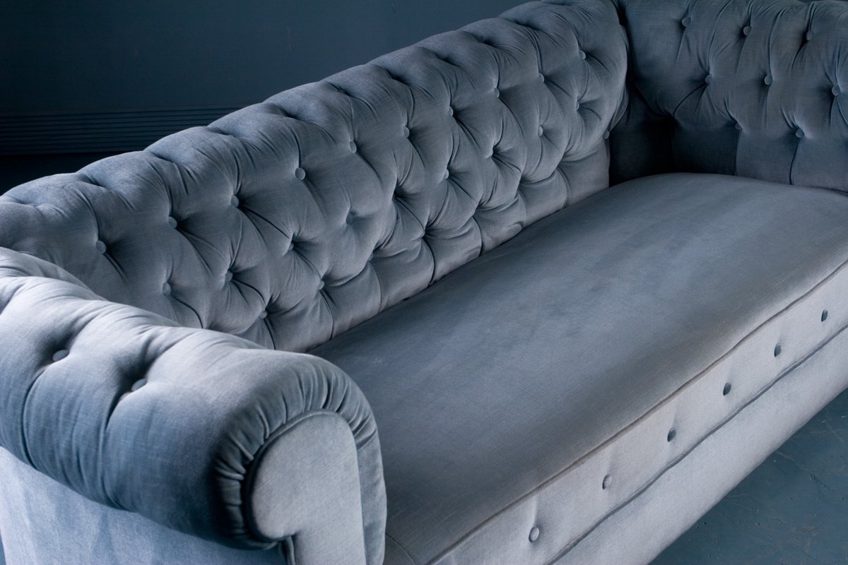 Antikes Sofa Im Chesterfield Stil In Blauem Samt 1900er
