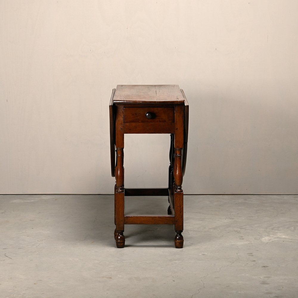 Antique English Oval Gateleg Table with Drawer in Oak, 1800s for sale ...