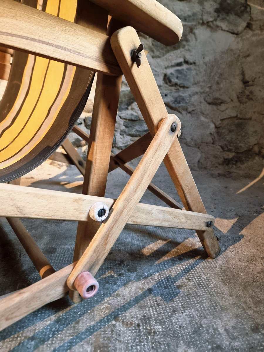 Vintage French Deck Chair in Beechwood, 1950s for sale at Pamono