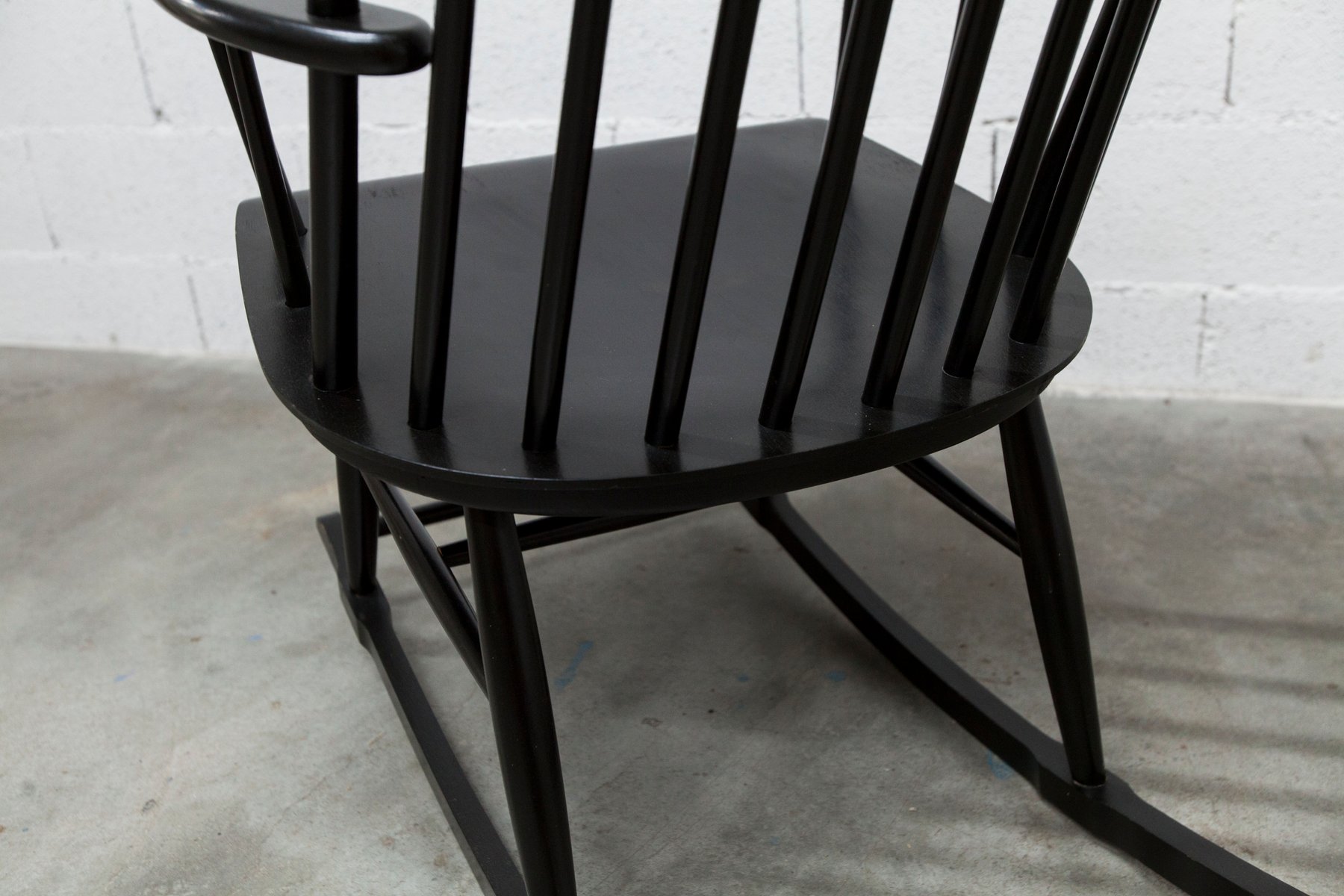 Rocking Chair attributed to Ilmari Tapiovaara, 1960s for sale at Pamono