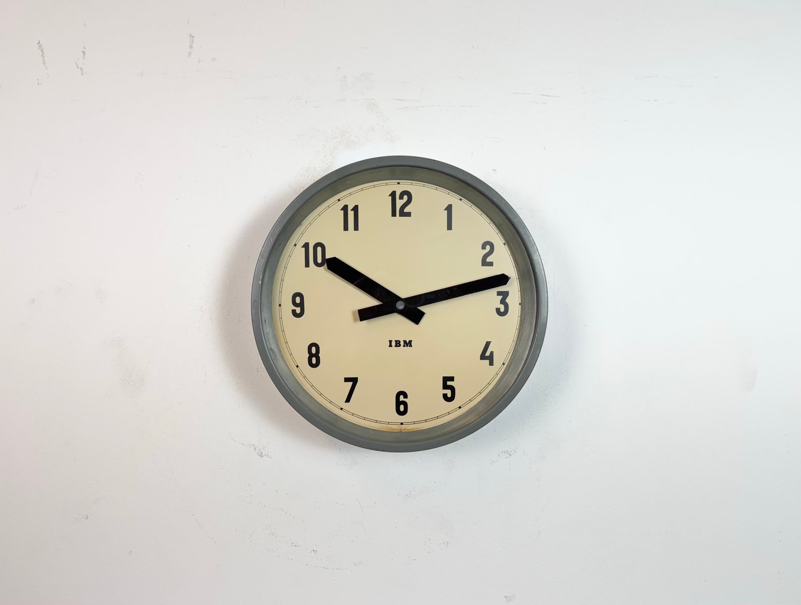 Industrial Grey Factory Wall Clock from IBM, 1950s for sale at Pamono