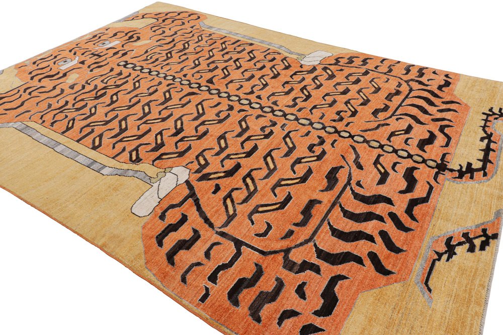 Tiger Rug in Gold with Brown and Orange Pictorial by Rug&Kilim for sale ...