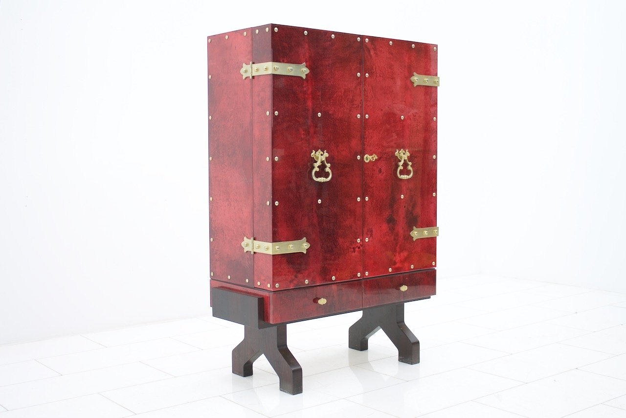 Beleuchteter Barschrank In Rotem Ziegenleder Von Aldo Tura 1960er
