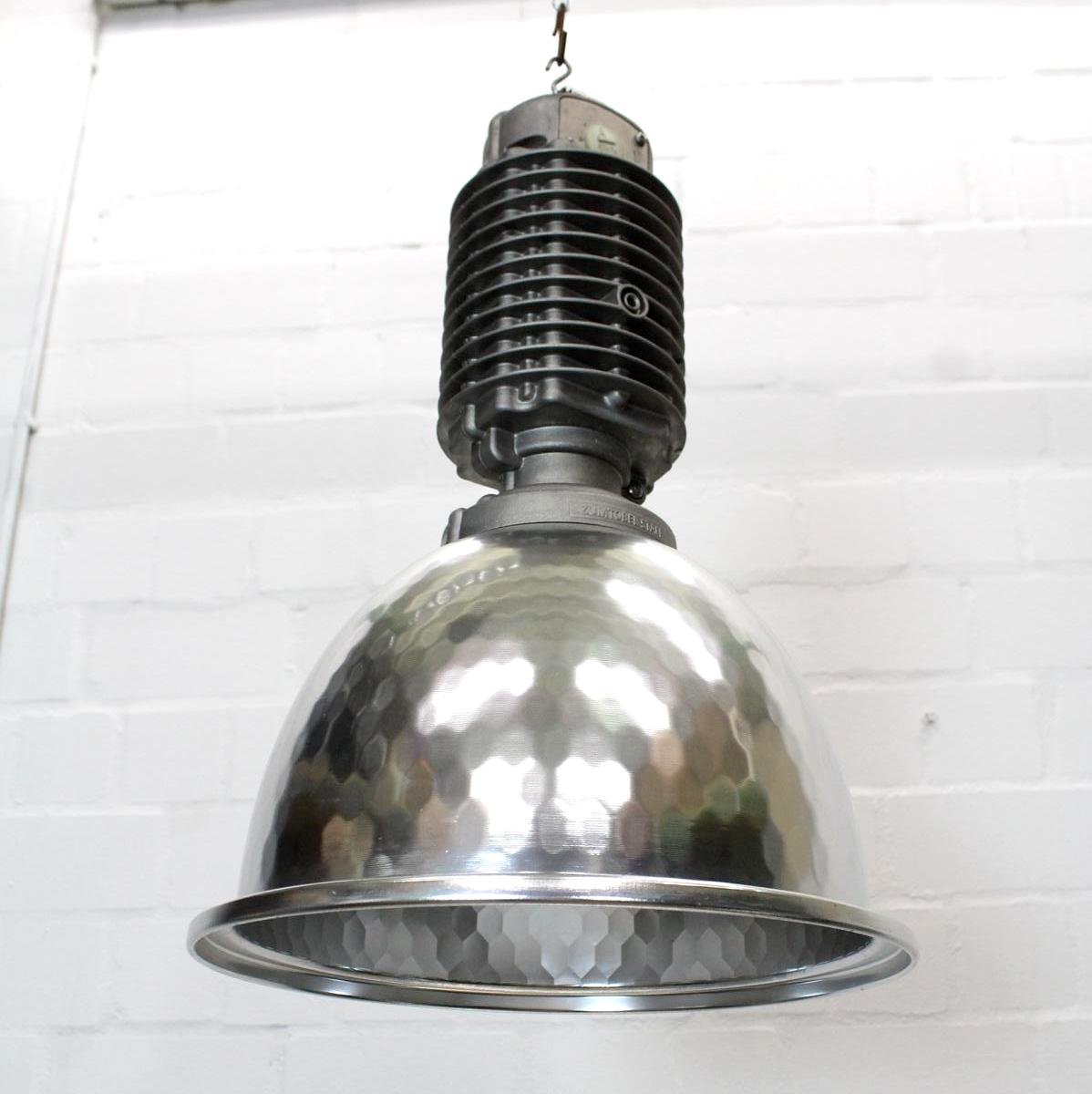 Industrielle Vintage Loft-Lampe von Zumtobel bei Pamono kaufen