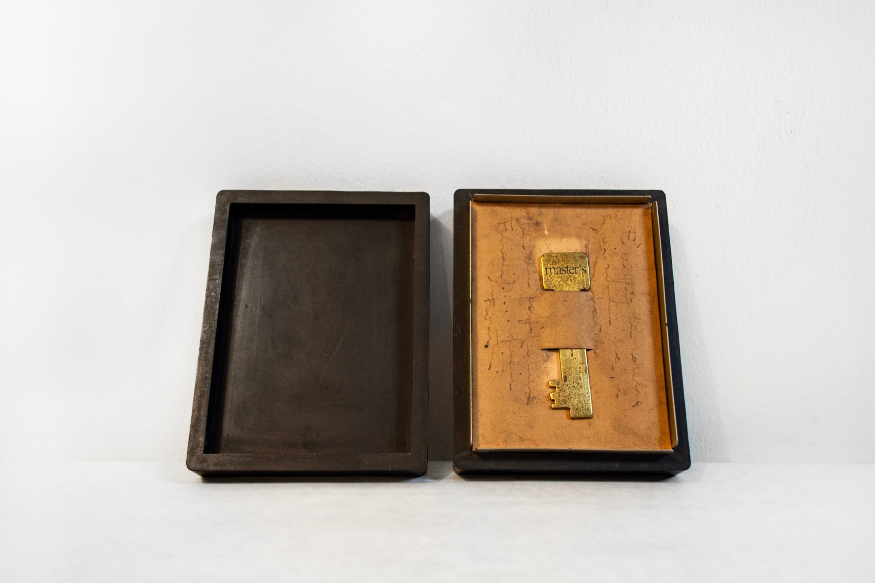 Master Key Box with Dedication and Autograph by Gianfranco Frattini for ...