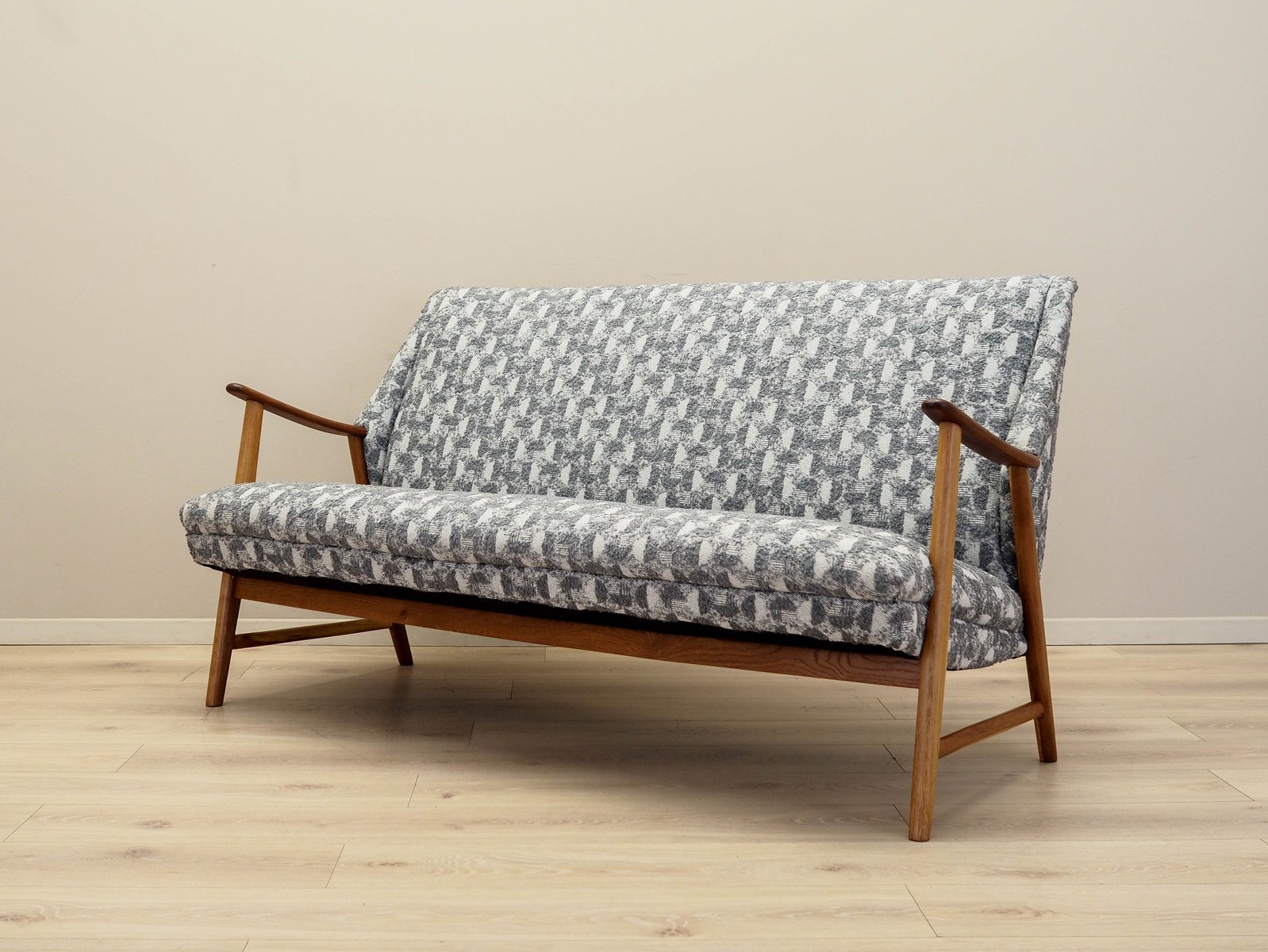 Danisches Sofa Holzgestell