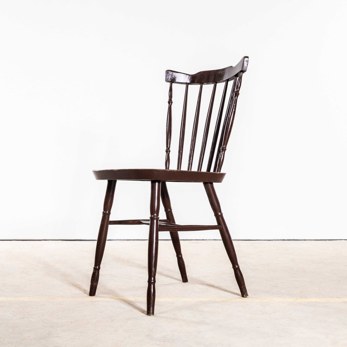 Dark Turned Spindle Back Dining Chairs, 1950s, Set of 4 for sale at Pamono