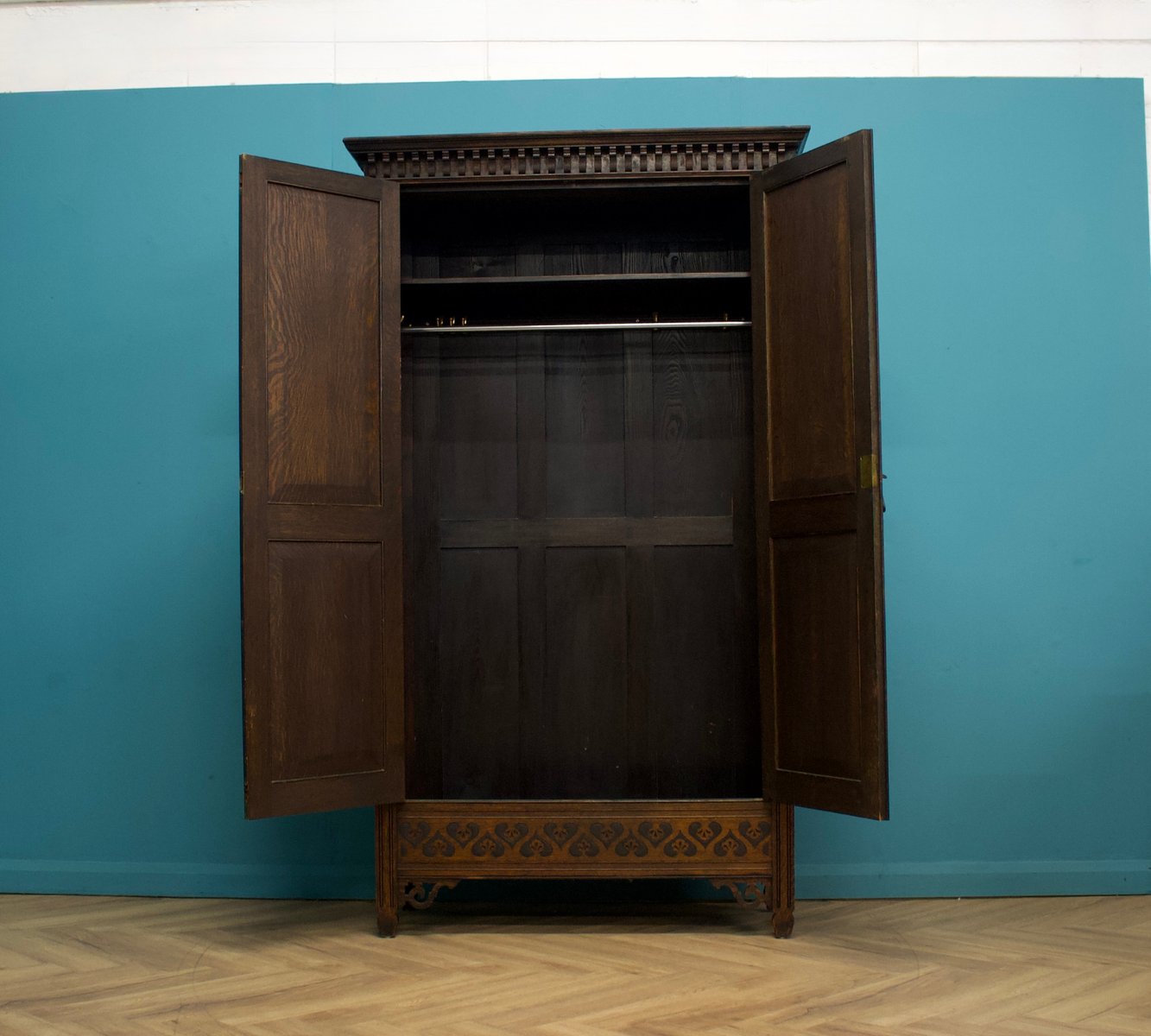 Vintage Art Deco Hall Robe Wardrobe in Oak, 1920s for sale at Pamono