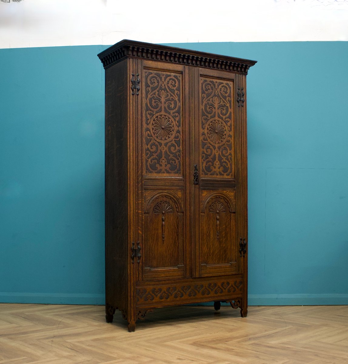 Vintage Art Deco Hall Robe Wardrobe in Oak, 1920s for sale at Pamono