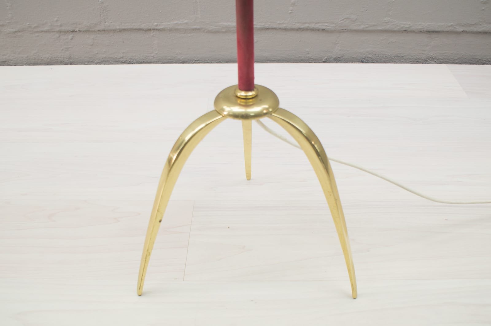 Lampe Vintage Années 50 - Style Mid-Century - Base Trépied Métal Noir Et Laiton