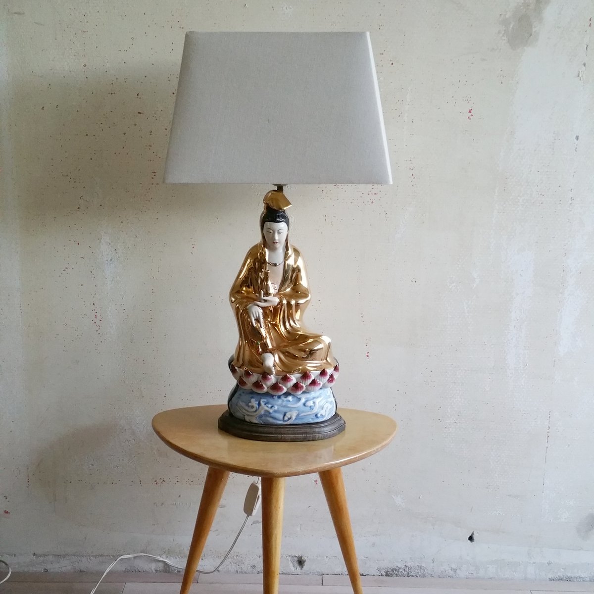Fine Asianliving Chinesische Tischlampe Aus Porzellan – Mit Leinenschirm, Ø38 Cm, H58 Cm