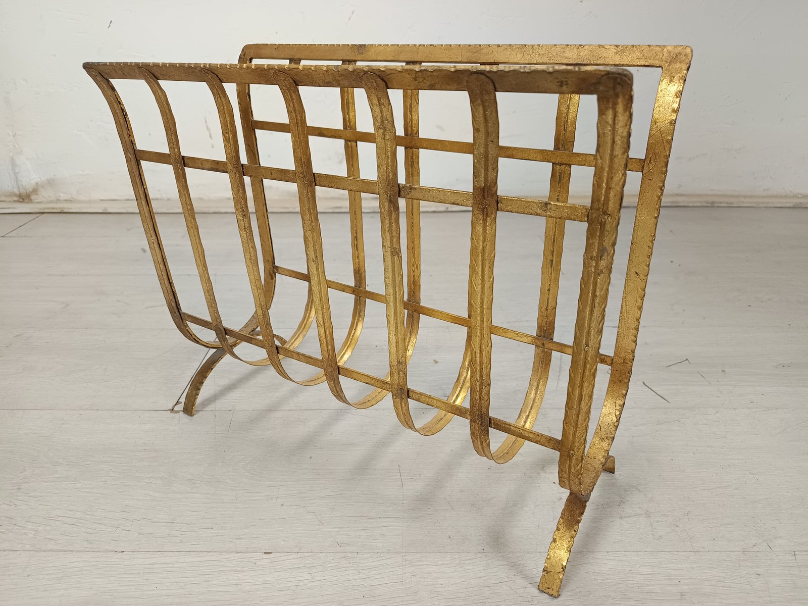 Vintage Gold Magazine Rack, 1970s for sale at Pamono