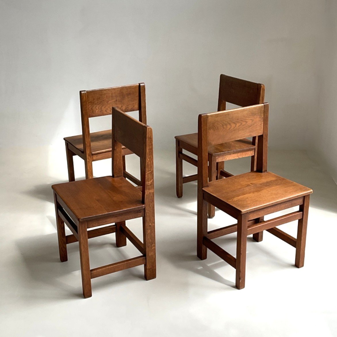 Vintage Dutch Chairs in Oak, 1920s, Set of 4 for sale at Pamono