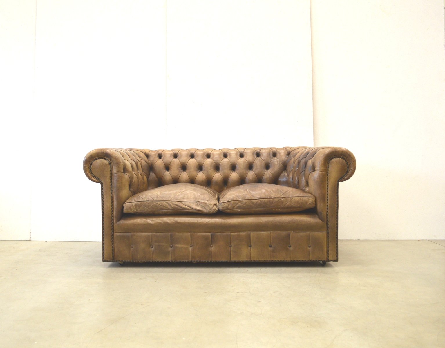 English Brown Leather Chesterfield Two Seater Sofa 1960s For English Brown Leather Chesterfield Two Seater Sofa 1960s