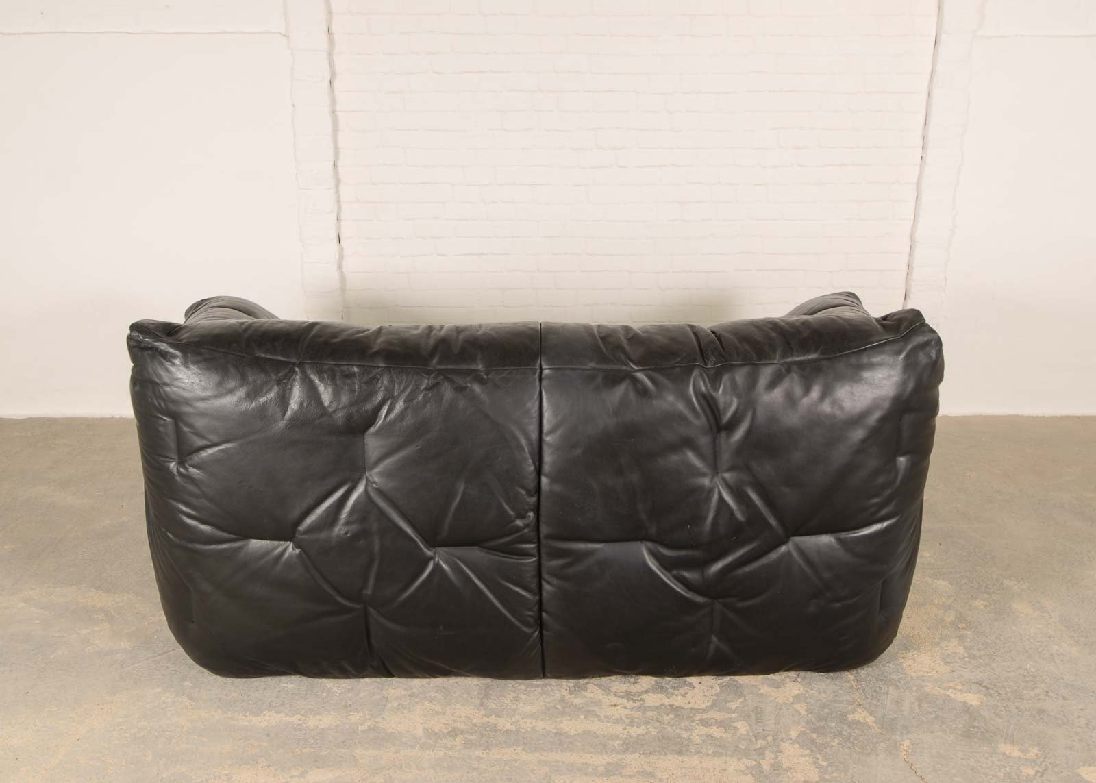 Divano vintage in pelle nera morbida di Hans Hopfer per Roche Bobois ... Divano vintage in pelle nera morbida di Hans Hopfer per Roche Bobois ...