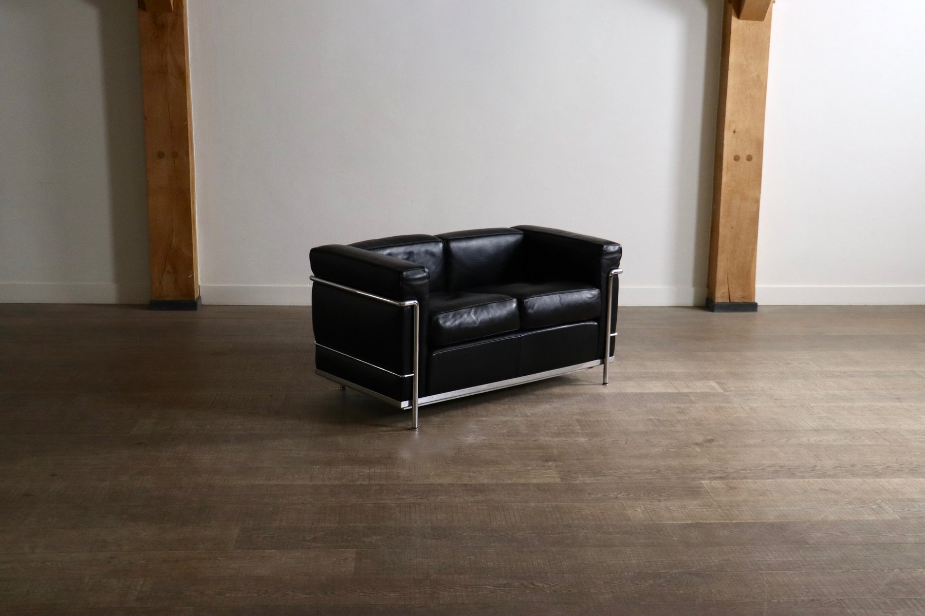 LC2 2-Seater Sofa by Charlotte Perriand and Le Corbusier for Cassina ...