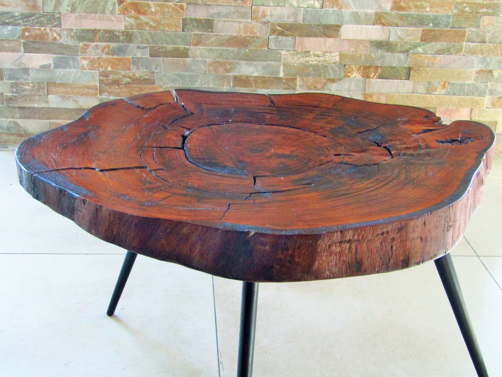 tree trunk table saturday kitchen