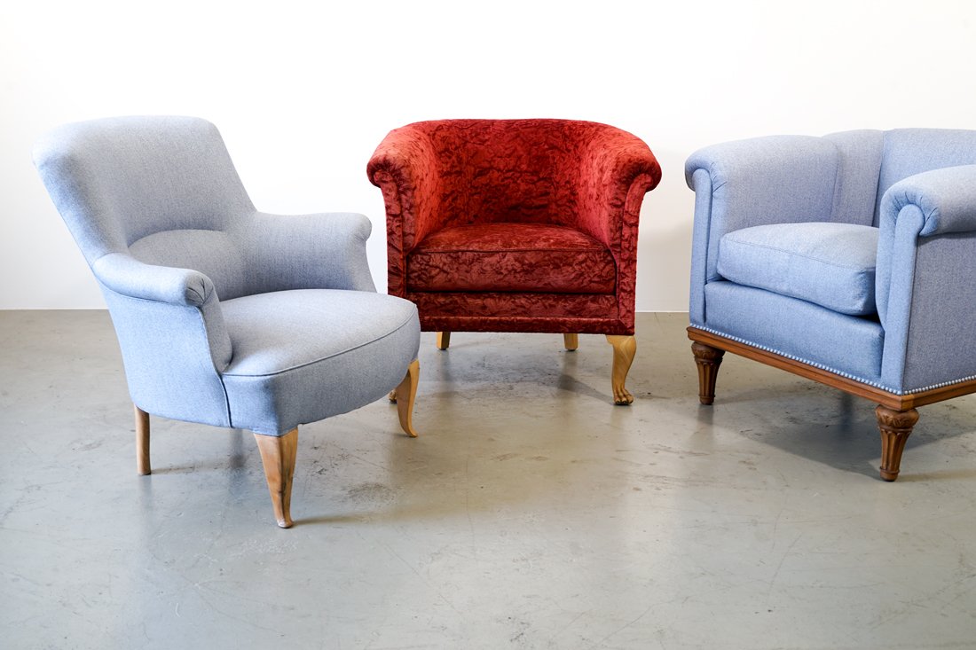 Red Velour Club Chair, 1940s for sale at Pamono