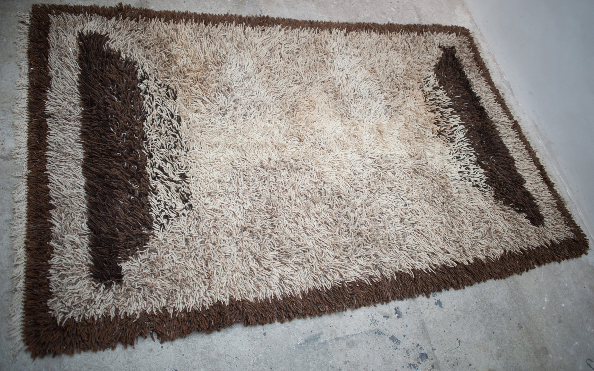 Modernist Dutch High-Pile Wool Rug from Wassenaar, 1970s for sale at Pamono