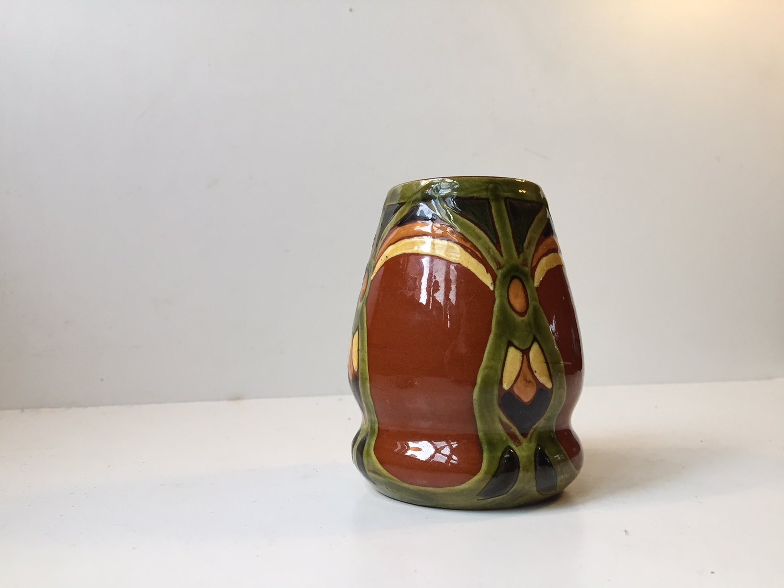 Art Nouveau Pottery Vase by Paul & Anna Wranitzky, 1910s for sale at Pamono
