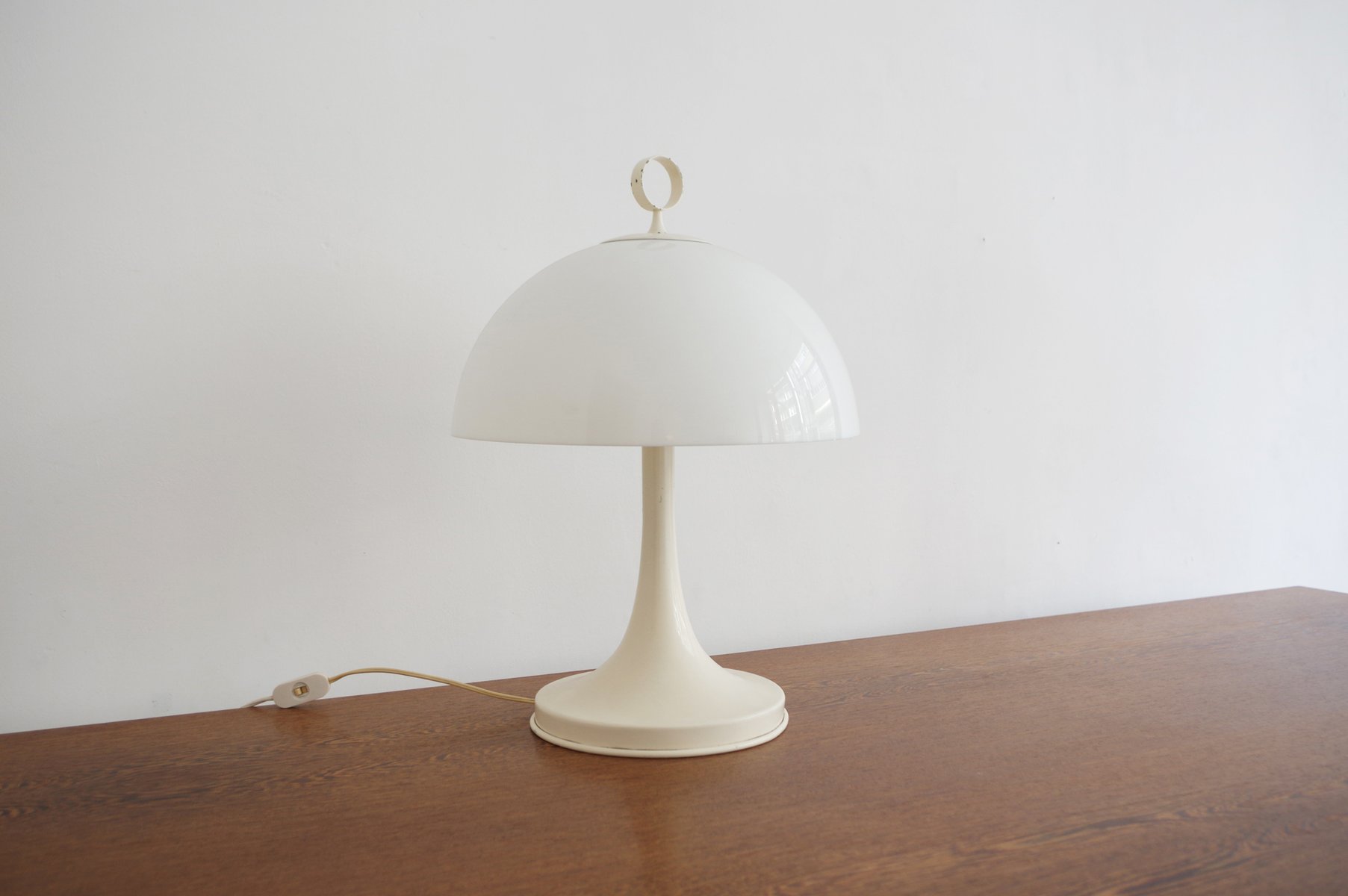 Italian Desk Lamp With Tulip Base And Acrylic Shade 1960s For Italian Desk Lamp With Tulip Base And Acrylic Shade 1960s