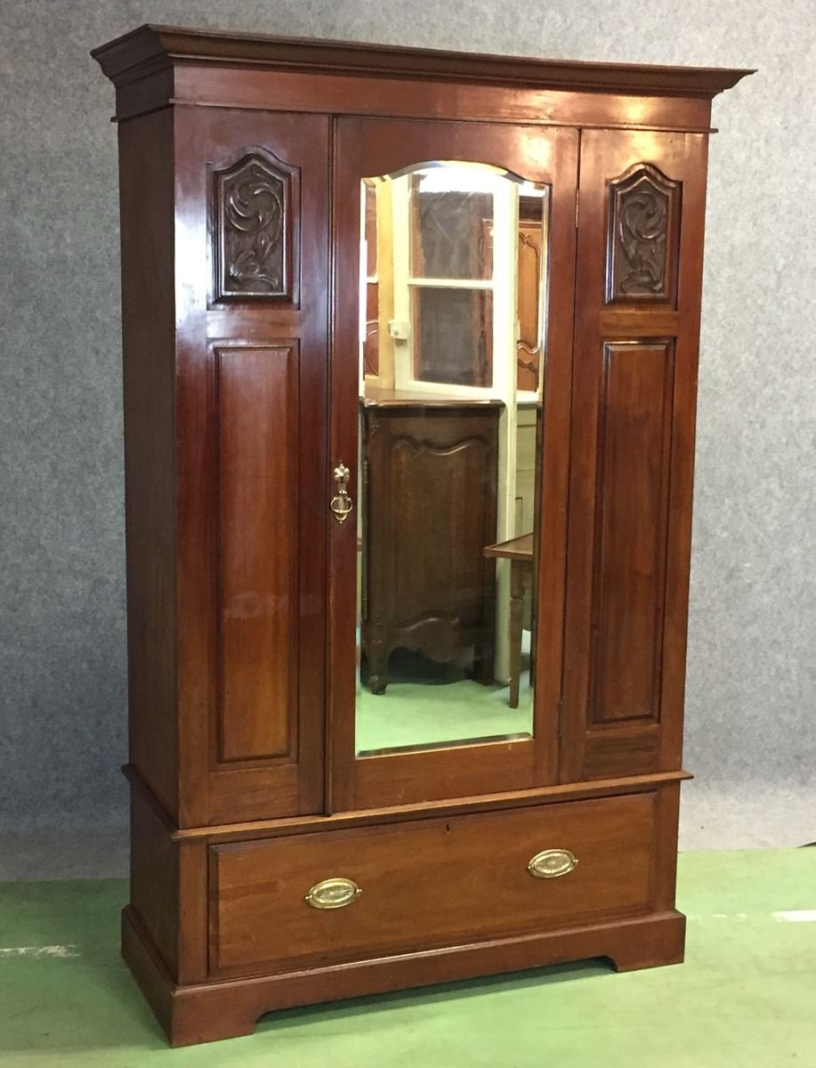 Armario Art Déco de caoba en venta en Pamono