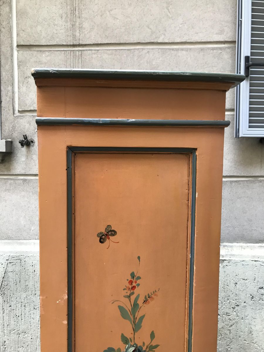 Kleiner Vintage Schrank bei Pamono kaufen