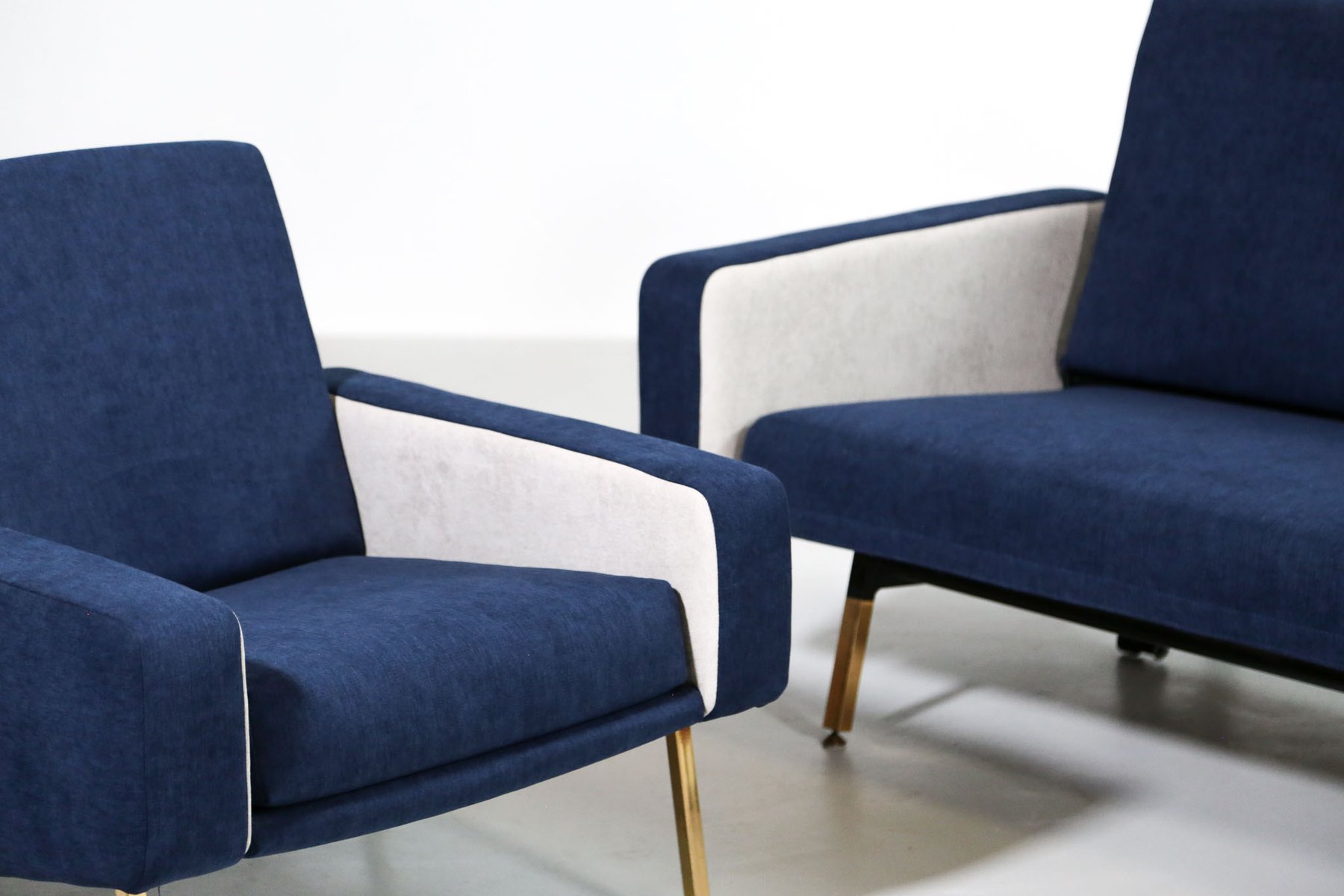 Vintage French Sofa Bed By Pierre Guariche For Airborne At Vintage French Sofa Bed By Pierre Guariche For Airborne 9 3 617 00 Price Per Piece