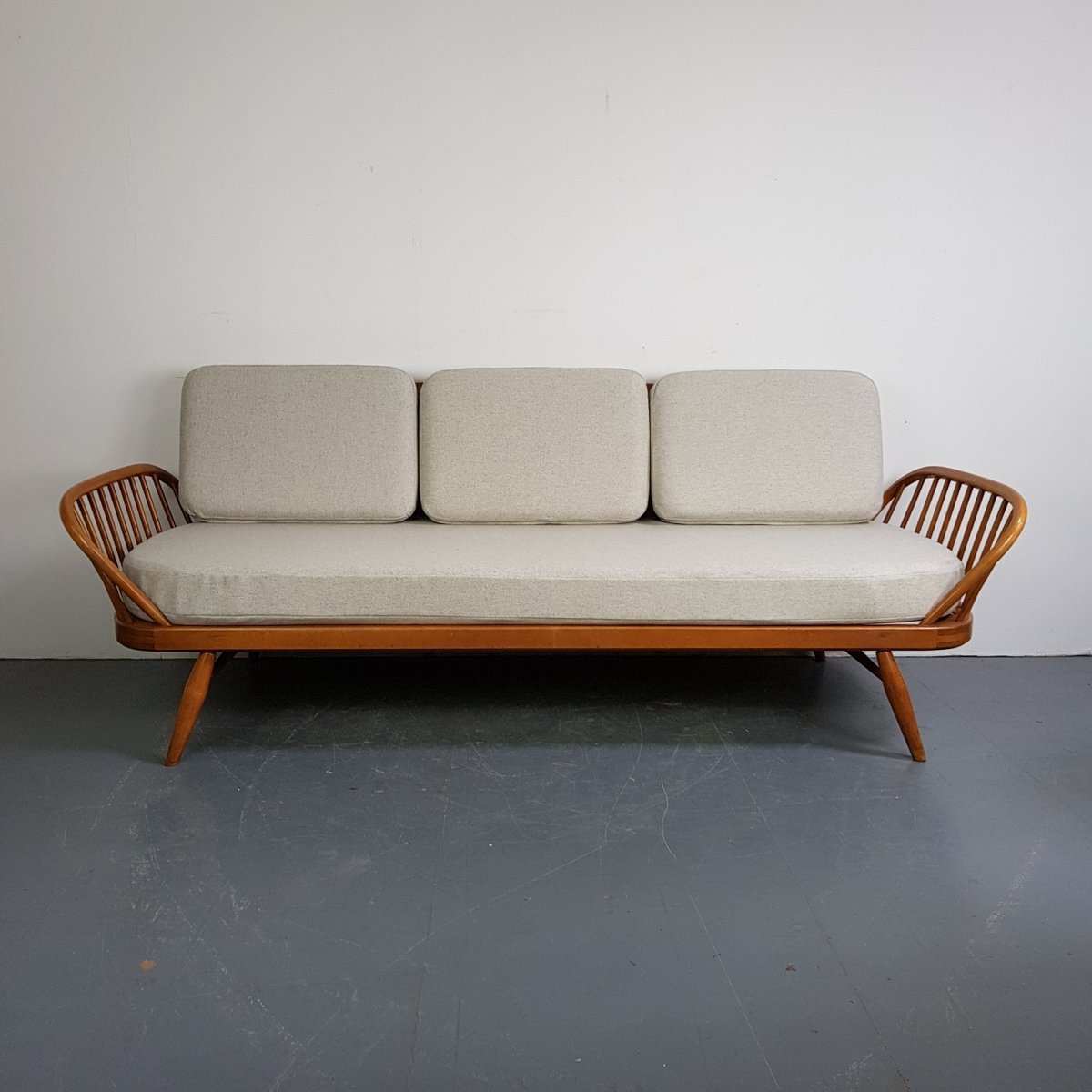 Vintage Model 355 Studio Couch From Ercol For Sale At Pamono