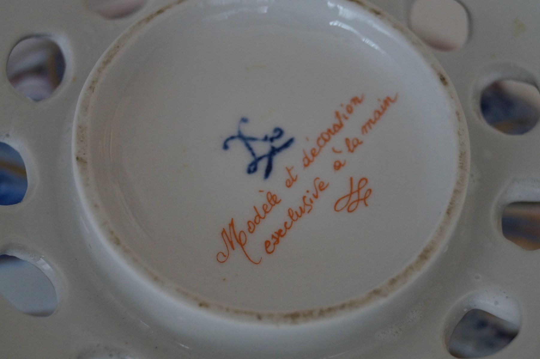 French HandPainted Porcelain Potpourri Bowl, 1950s for sale at Pamono