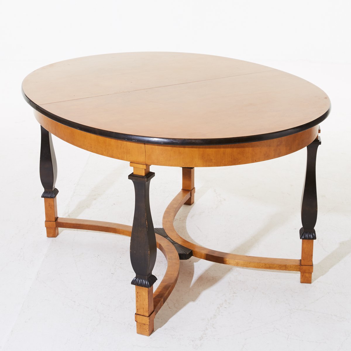 Haga Extendable Oval Dining Table By Carl Malmsten For Nordiska Haga Extendable Oval Dining Table By Carl Malmsten For Nordiska Kompaniet 1920s