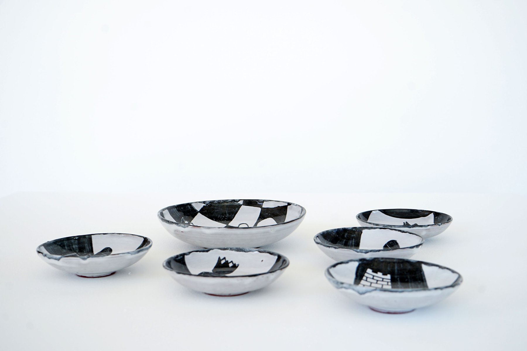 Set 5 Piatti In Ceramica A Forma Di Hamburger - Lavabile In Lavastoviglie, Microonde, Per Feste E Famiglia