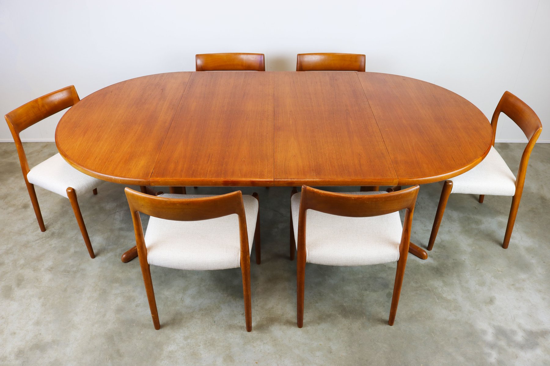 Großes Dänisches Modell 77 Esszimmer Set Von Niels Otto Møller Für Jl Møllers 1950er