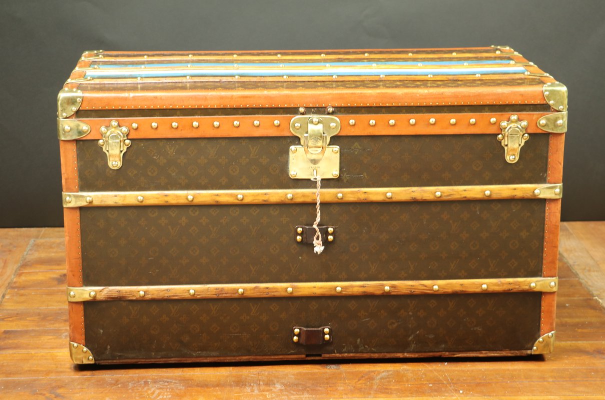 Louis Vuitton Steamer Trunk Auction | Confederated Tribes of the Umatilla Indian Reservation