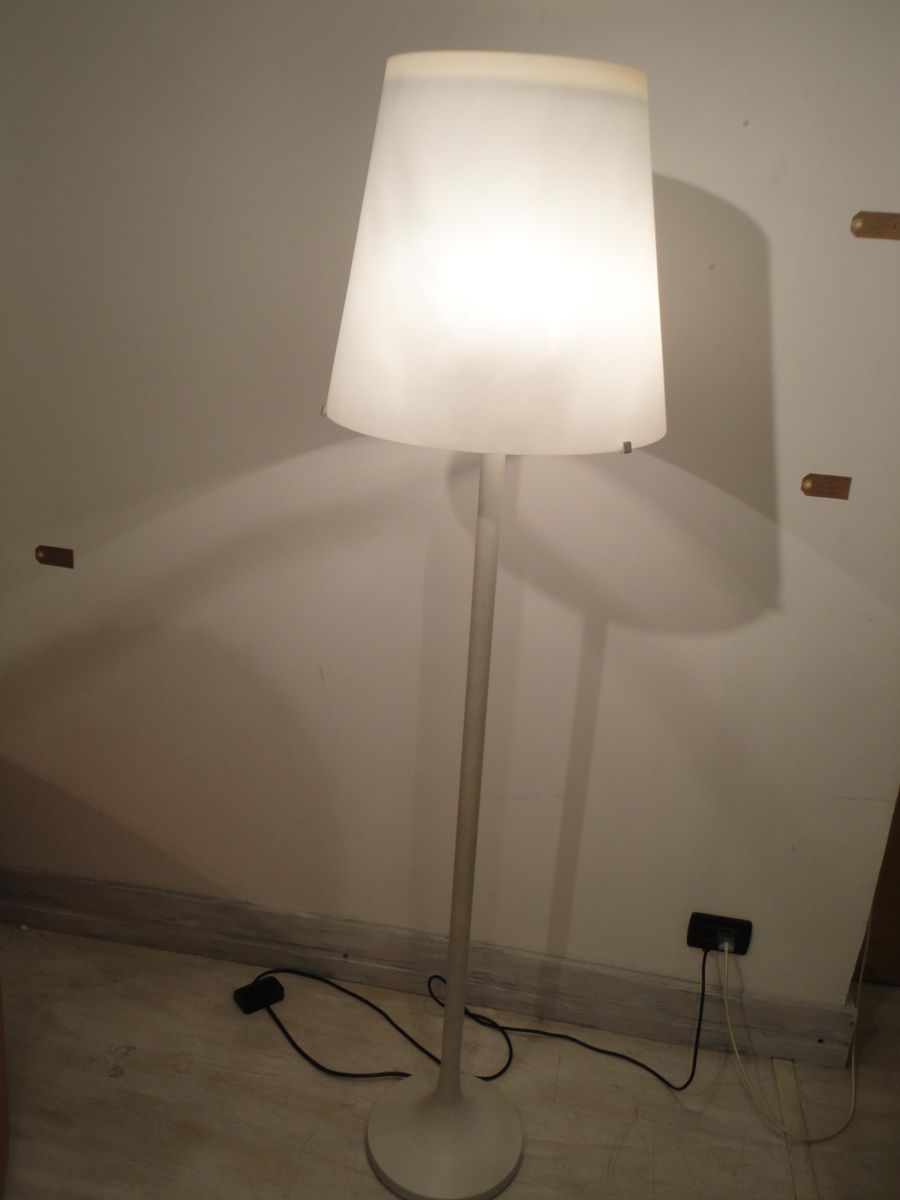 Lampada da terra Lumen 2482 di Max Ingrand per Fontana Arte, 1954 in ... Lampada da terra Lumen 2482 di Max Ingrand per Fontana Arte, 1954 in ...