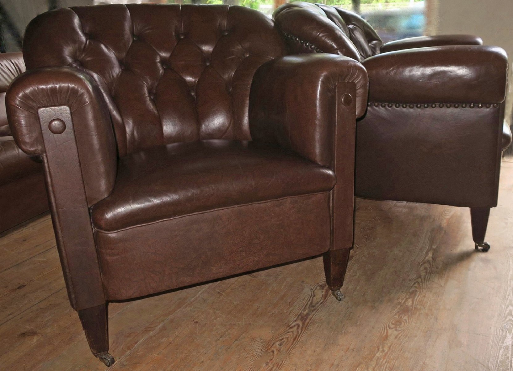 Vintage Leather Club Chairs Set Of 2 For At Pamono Vintage Leather Club Chairs Set Of 2
