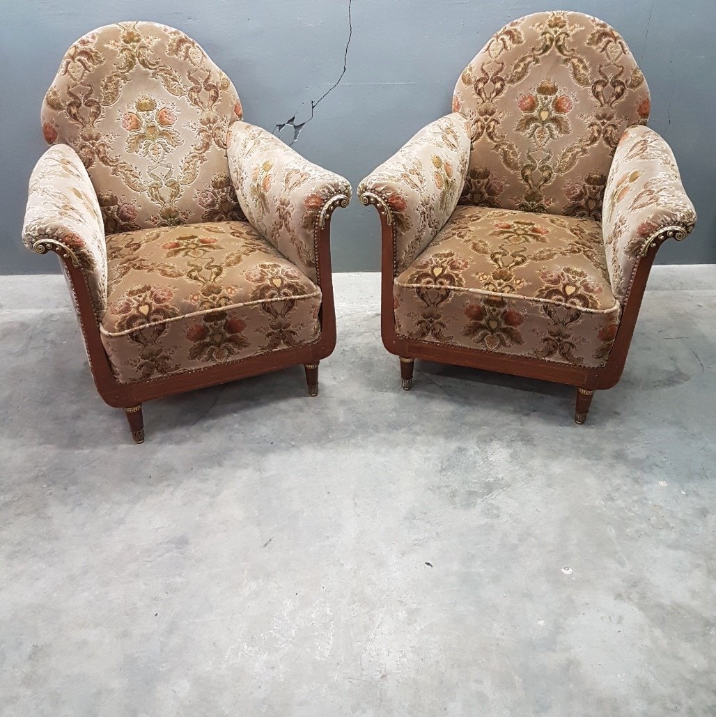Antique Italian Velvet Club Chairs With Brass Elements & Nail Heads Antique Italian Velvet Club Chairs with Brass Elements & Nail Heads, 1900s, Set of 2 - Antique Italian Velvet Club Chairs With Brass Elements & Nail Heads
