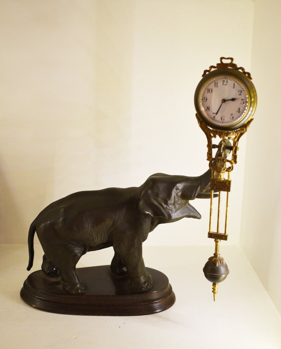 Vintage Sculptural Elephant Clock for sale at Pamono